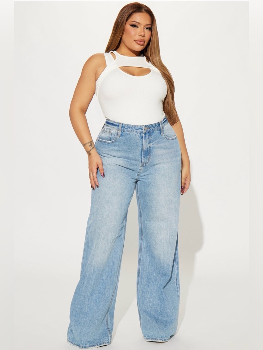 NWOT Light Blue High-Rise Wide Leg Jeans - Picture 1 of 3